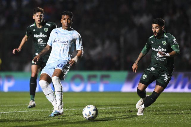 Racing igualó como visitante.