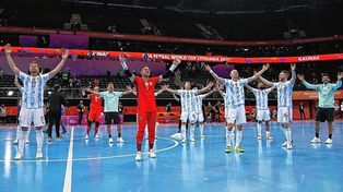 La Selección Argentina de futsal jugará este domingo la final ante Portugal, buscando el bicampeonato.