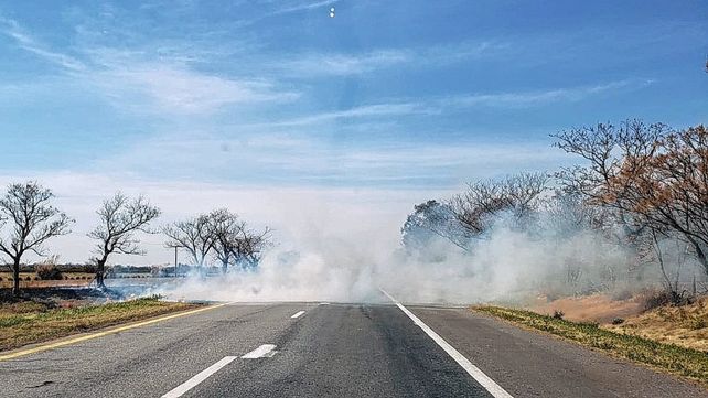 El humo es un factor de riesgo en la Autopista Santa Fe Rosario