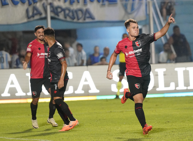 Mateo Silvetti lleva convertidos 6 goles con la camiseta de Newells. Es la segunda vez que marca por duplicado.