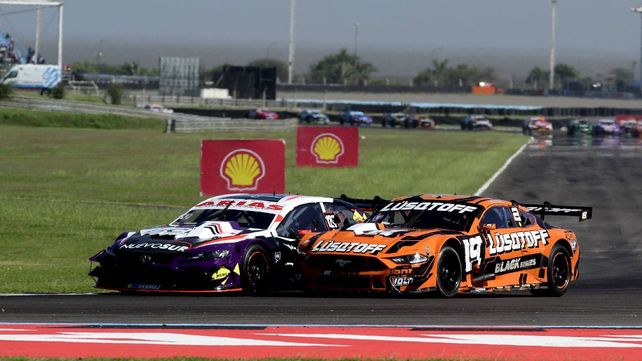 El Camry de Agrelo y el Mustang de Lambiris