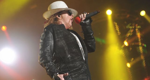 Guns N Roses pas&oacute; por Rosario con un torbellino de canciones imbatibles del hard rock