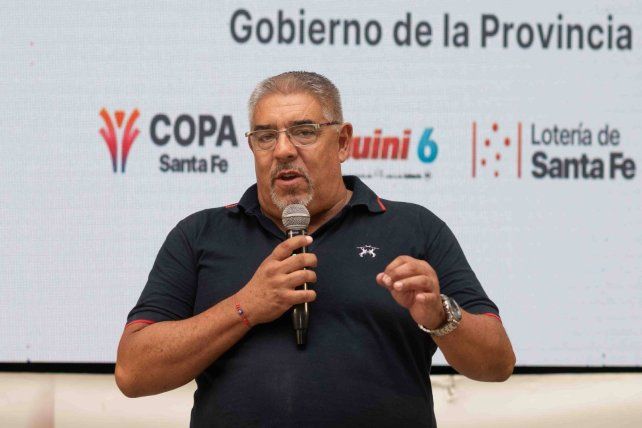 Fernando Fleitas encabezó el lanzamiento de la Maratón en Coronda.
