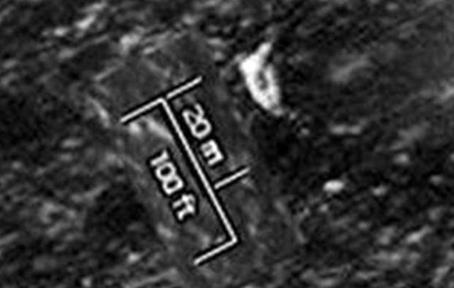 Una imagen satelital donde se aprecia lo que podría ser el velero buscado.