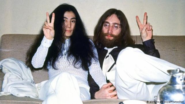 Yoko Ono cumple 90 años: una artista vanguardista que carga con el estigma de haber separado a los Beatles