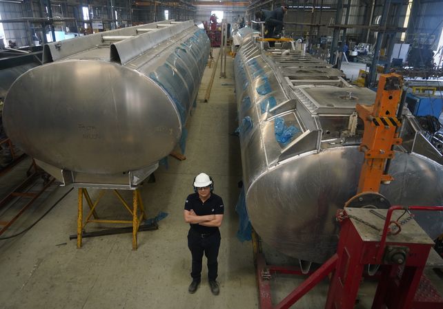 La planta tiene capacidad para fabricar 50 unidades mensuales.