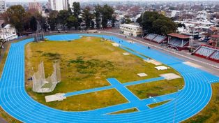 La nueva pista de atletismo del Estadio Municipal