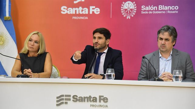 Maximiliano Pullaro presentó el ampliado de recompensas.&nbsp;