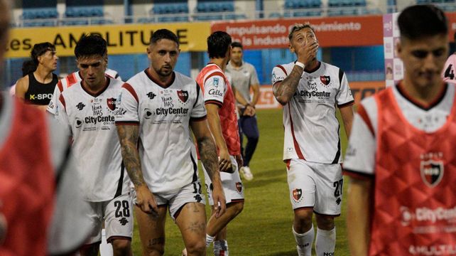 Newell's sufrió un duro golpe por la eliminación en la Copa Argentina.