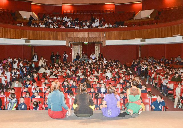 Invitan a las escuelas a participar del ciclo “Aprendiendo Juntos a Ver Teatro”
