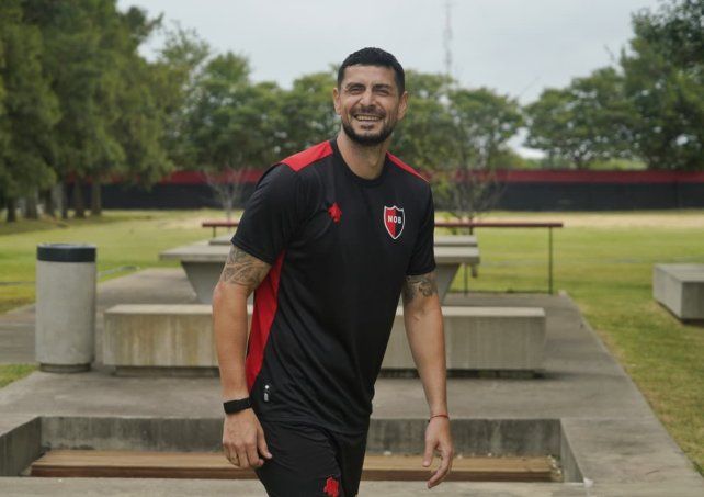 Gabriel Arias y la buena onda en el mediodía del viernes en Bella Vista.
