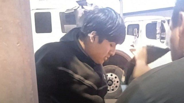 Pequeño J detenido en Perú.