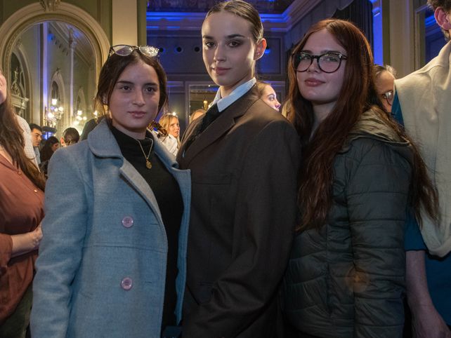 Primer Desfile Multimarca en el teatro El Círculo