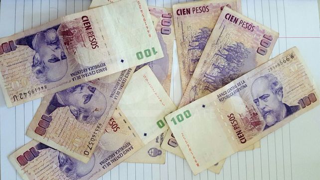 Cayeron presos una mujer policía y su novio después asaltar una heladería en Santo Tomé