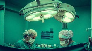 El DNU anunciado por Javier Milei establece nuevo marco regulatorio que permite, entre otras cosas, revisar los valores de las cuotas de medicina prepaga