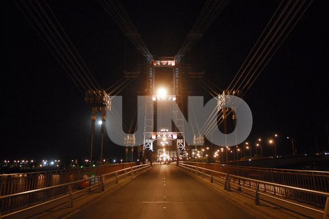 Filman un cortometraje en el Puente Colgante