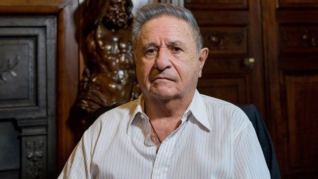 Operaron en el Sanatorio Adventista del Plata a Eduardo Duhalde