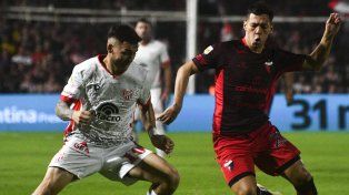 Colón volvió a hacer de la pelota su peor enemigo