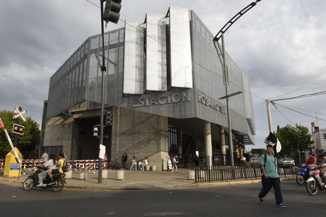 Terminadas las obras, piden llevar colectivos y taxis a la estación de trenes Rosario Sur