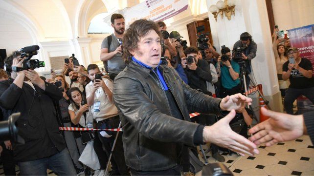 Javier Milei sumaría a Bullrich a un eventual gobierno