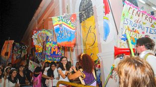 La Mantovani organizó una celebración llena de colores