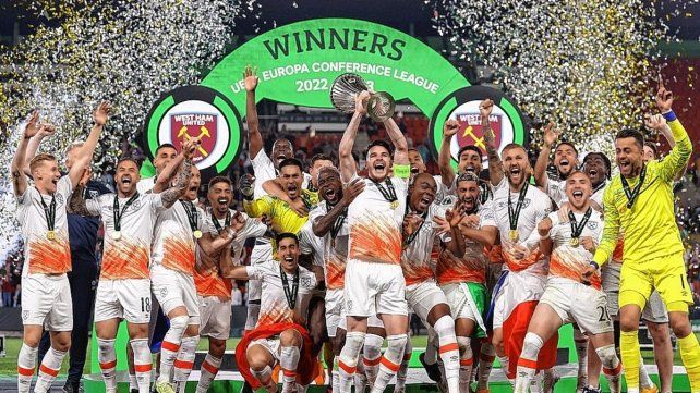 West Ham le ganó sobre la hora a Fiorentina y se quedó con la edición 2022/23 de la Conference League. West Ham le ganó sobre la hora a Fiorentina y se quedó con la edición 2022/23 de la Conference League.