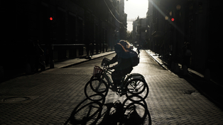 Buscan prohibir bicicletas y monopatines en calles con carril exclusivo