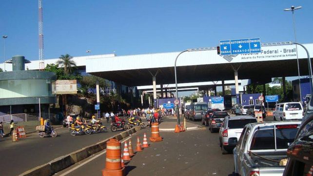 Coronavirus: vacunarán al personal de los puntos fronterizos con Brasil y Paraguay en Corrientes