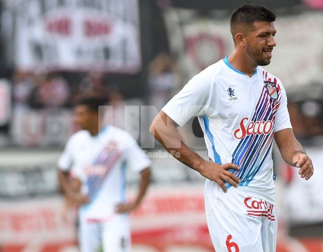 Arsenal es el primer descendido a la B Nacional