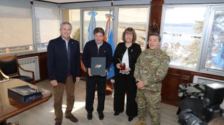 El gobierno libertario y el mandatario de la provincia de Tierra del Fuego, Gustavo Melella, pusieron las diferencias de lado en el tema Malvinas.