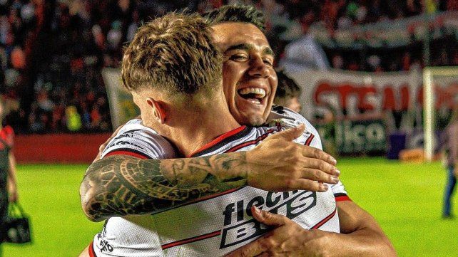 Colón superó a Defensores de Belgrano y lo pasó en la tabla de la zona B.