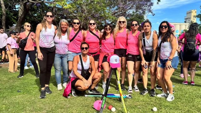 La Asociación Hockey Mamis en Rosario organiza el Seven Solidario