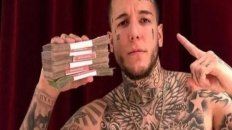 ¿Es o se hace? “Los pobres que se aburren, miran TV, duermen, tiró Alex Caniggia. ¿Es o se hace? “Los pobres que se aburren, miran TV, duermen, tiró Alex Caniggia.
