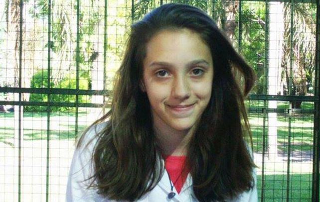 Lola. La chica de 15 años