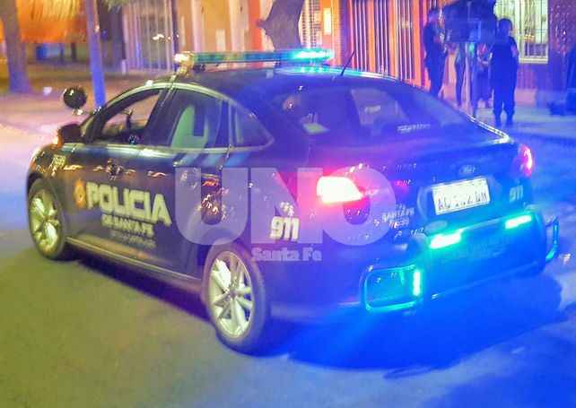 Apresaron a dos delincuentes que intentaron robar   un auto en B° Barranquitas