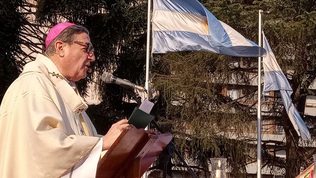 El prelado alertó por el inusitado espiral de violencia de la que es testigo la ciudad.
