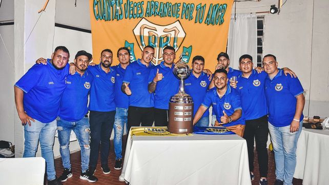 Los integrantes del grupo realizaron el evento en el Club Atlético Paraná el viernes 13.