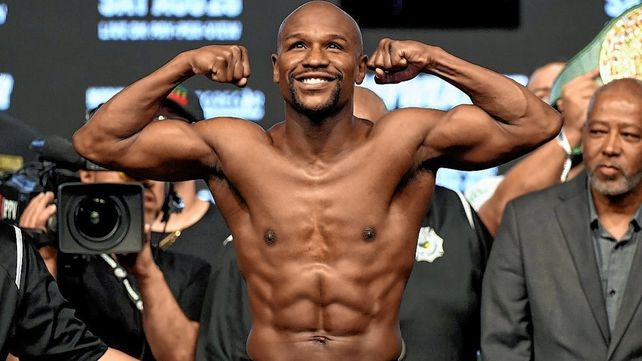 Floyd Mayweather, polémico con la familia Chávez: Puedo vencerlos con una mano