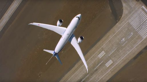 El asombroso despegue vertical del nuevo avión de la compañía Boeing