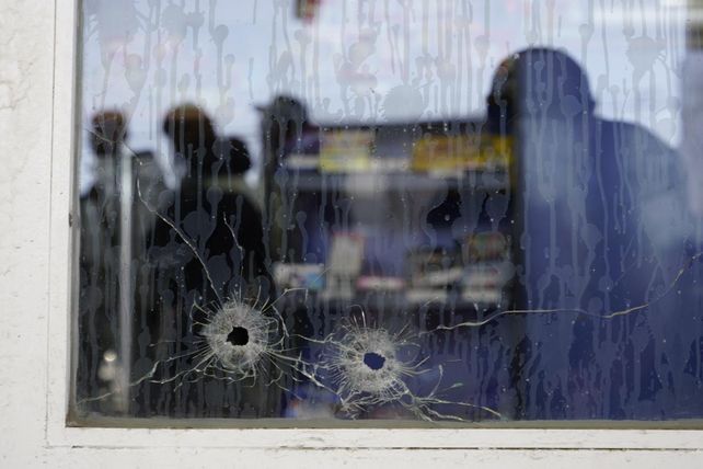 Balacera con contexto narco en una estación de servicios de la zona sur.