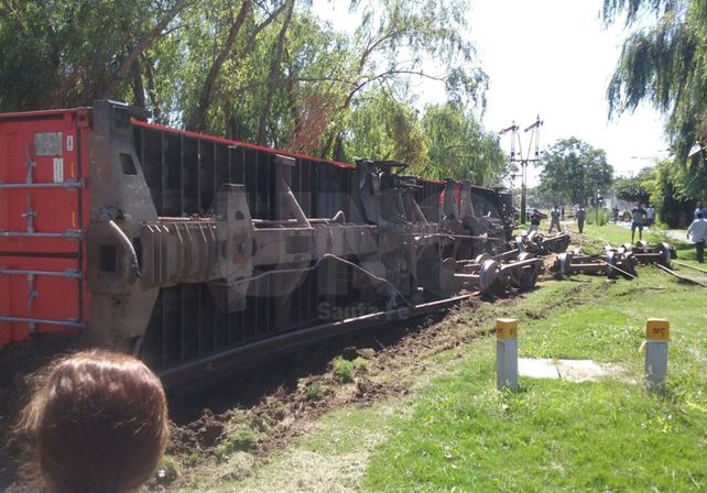Descarrilaron dos vagones  en el barrio Candioti Norte