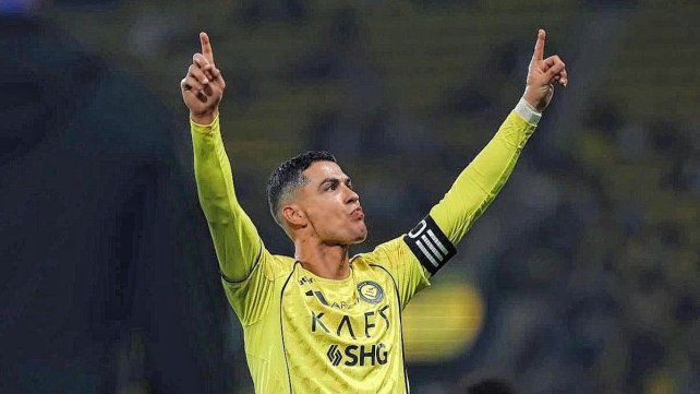 Cristiano Ronaldo llegó a los 956 goles.