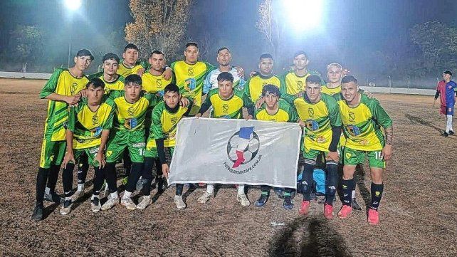 Los Canarios de barrio los Troncos superó a Peñaloza y continúa en la Copa Concejo.