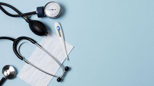 La cobertura de salud de una prepaga tendrá precio fijo durante 12 meses para nuevos afiliados, tras perder 25.000 en un año. Las Prepagas con mejor puntaje
