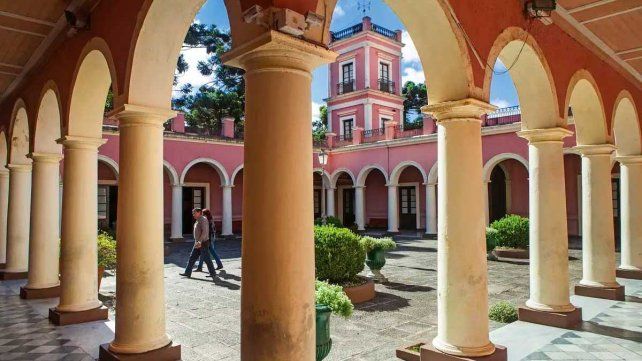 El Palacio San José enlaza el pasado y el presente vinculando el rol de las mujeres en la historia.