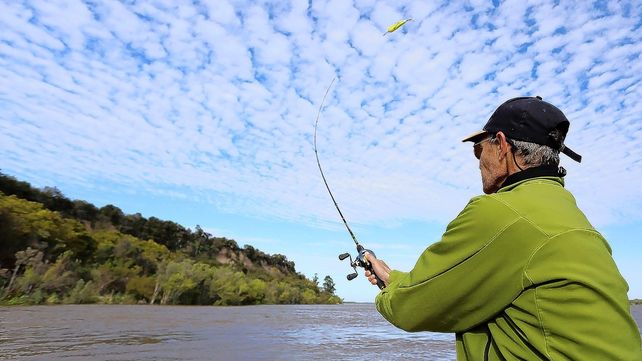 Prorrogan las restricciones a la pesca comercial y deportiva