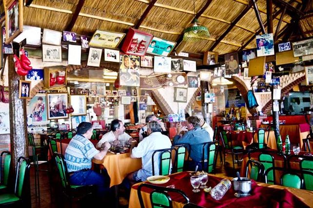 El 80% de los comercios locales aprovechó el feriado puente