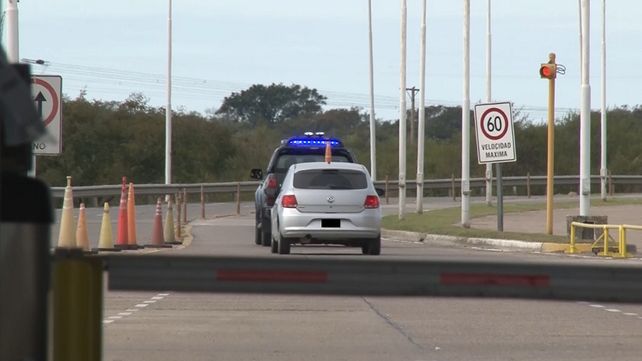 VIDEO: Así hacen volver a los vehículos en el túnel subfluvial