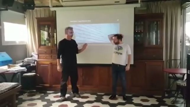 El desopilante video de José Ottavis en plena clase de baile