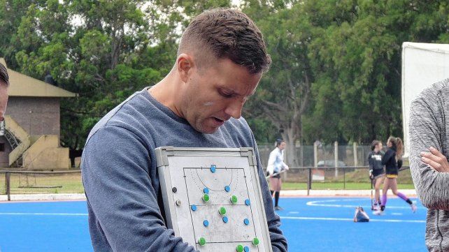 Franco Porta sigue al frente del plantel superior de Las Lobas.